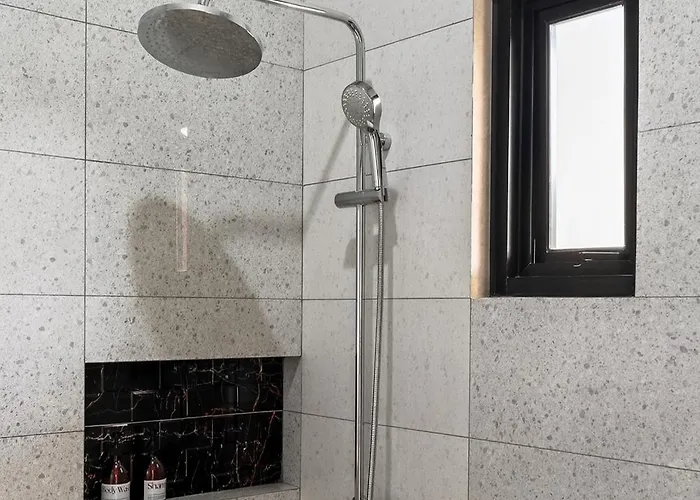 Ayu Bagus By Bukit Vista 3*